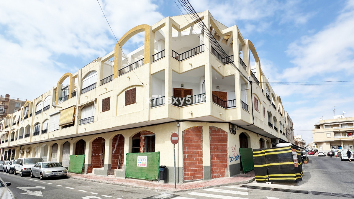Apartment - Ground Floor Apartment In Torrevieja