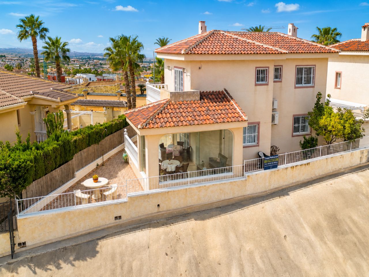 Villa In Rojales