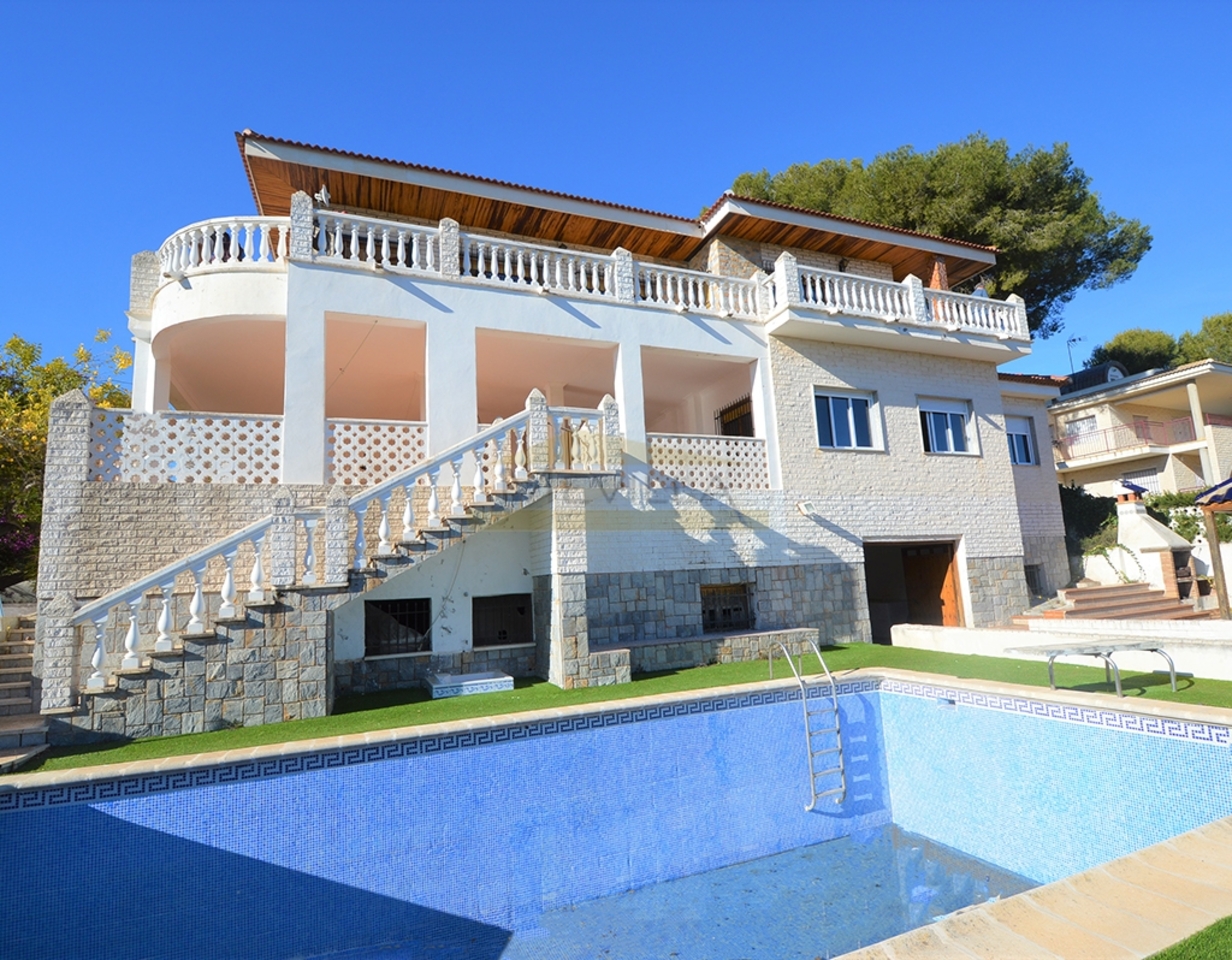Villa In Campoamor