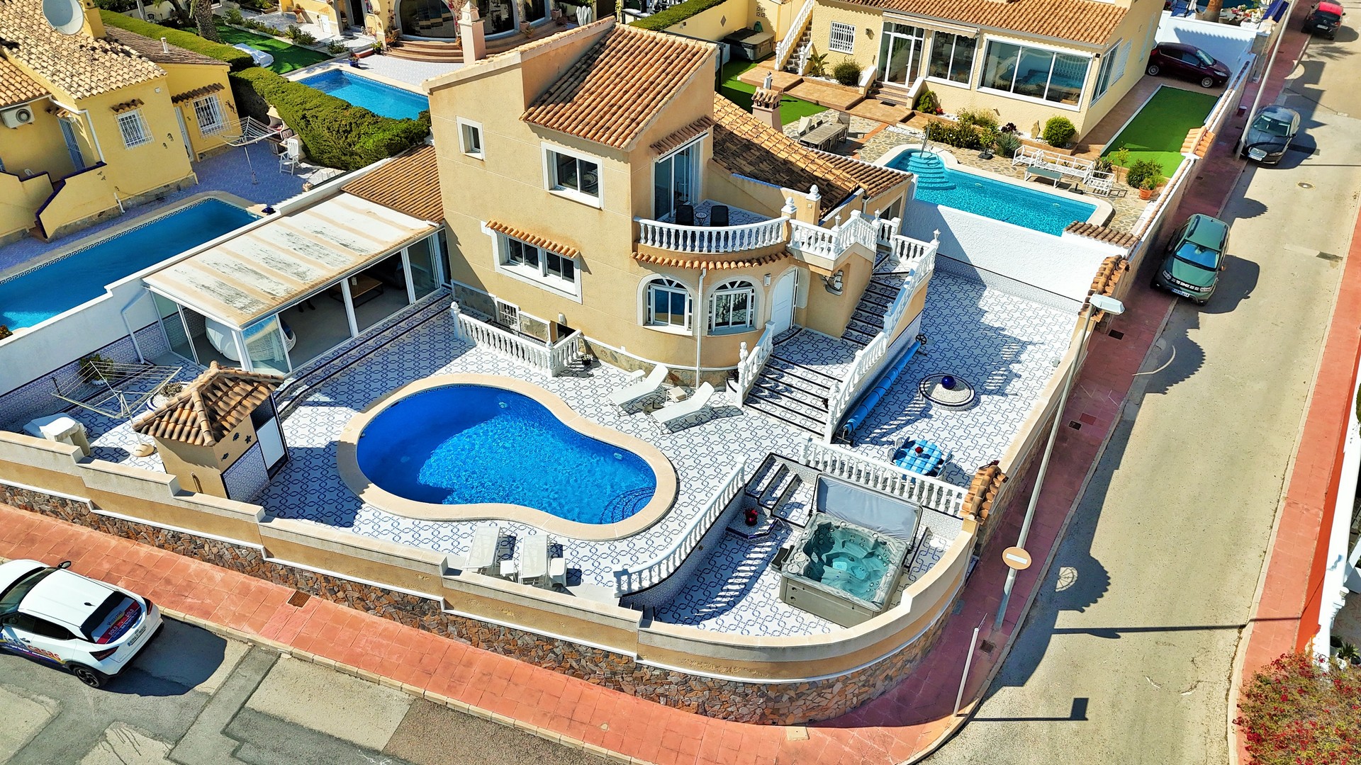 Villa In Villamartin