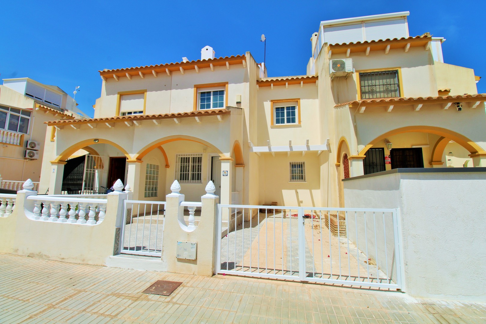 Townhouse In Playa Flamenca