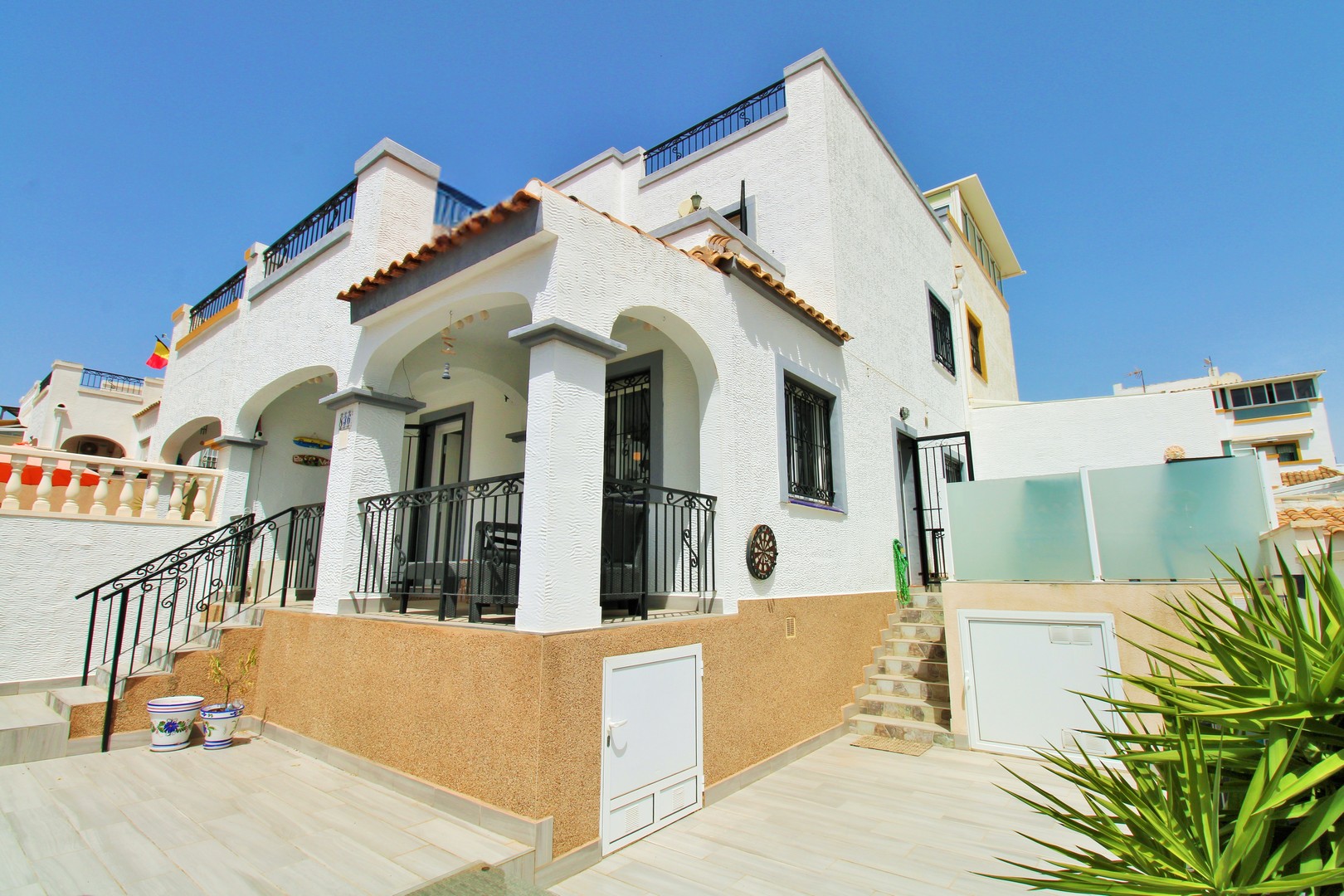 Townhouse In Los Altos