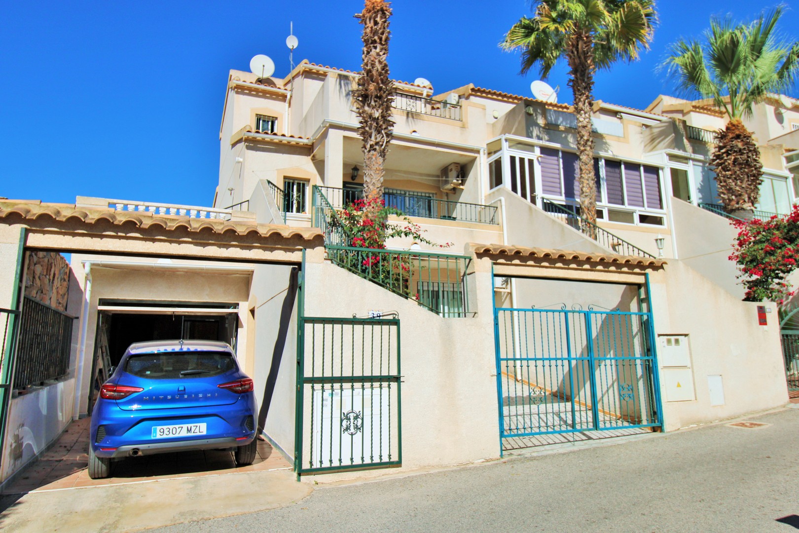 Townhouse In Villamartin
