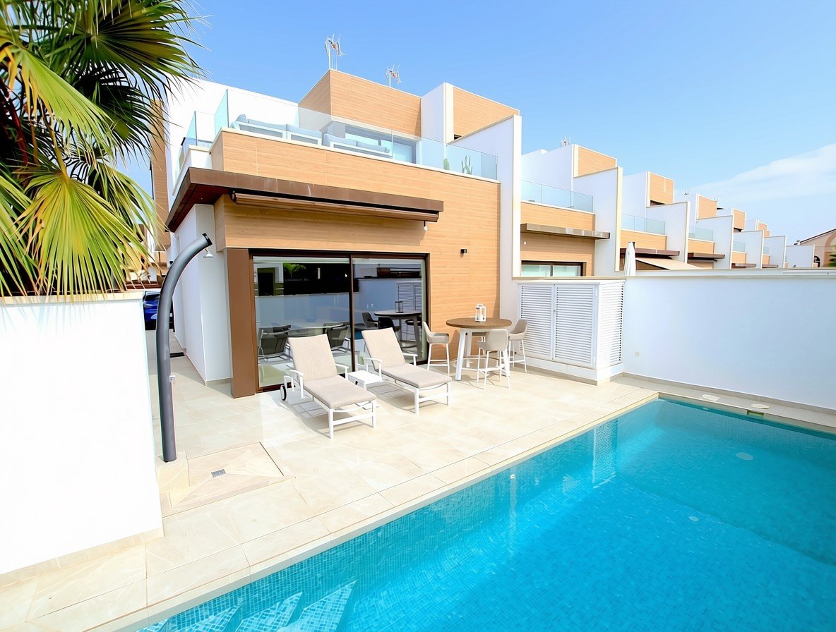 Villa In Algorfa - La Finca Golf