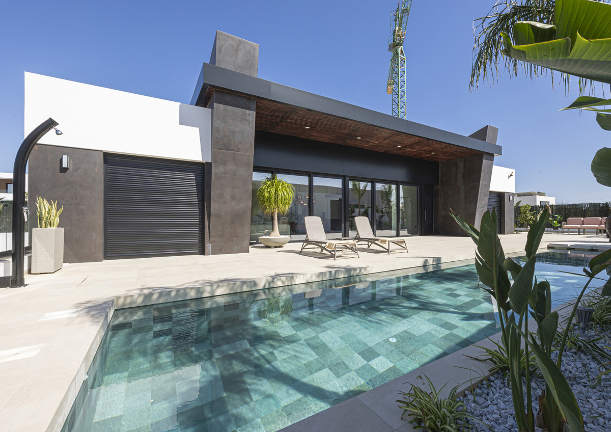 House - Detached Villa In Rojales