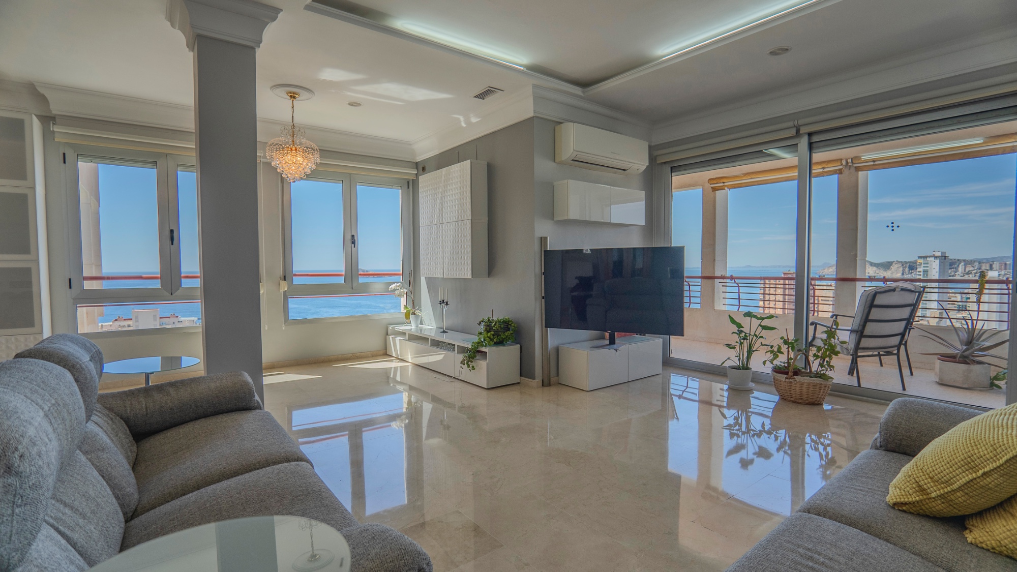 Apartment In Benidorm