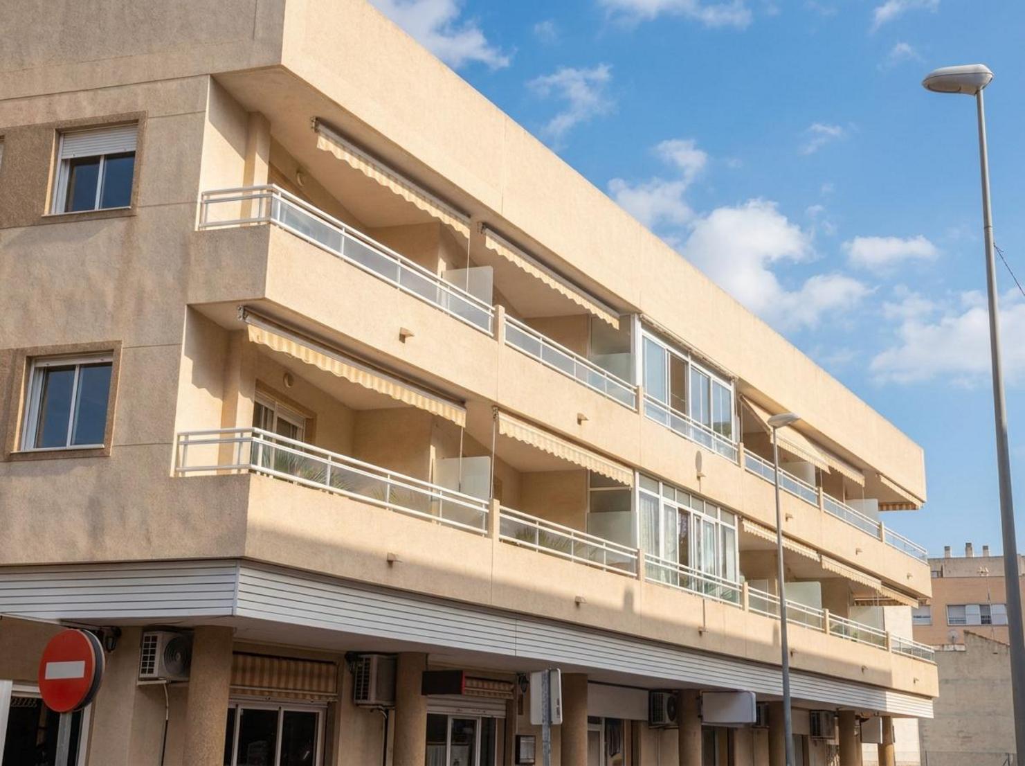 Apartment In Rojales