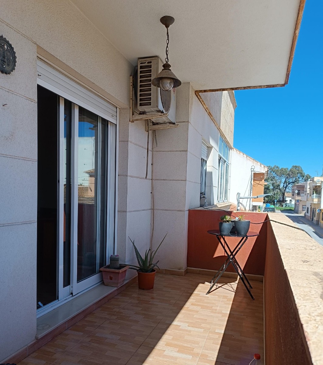 Apartment / Flat In Los Montesinos