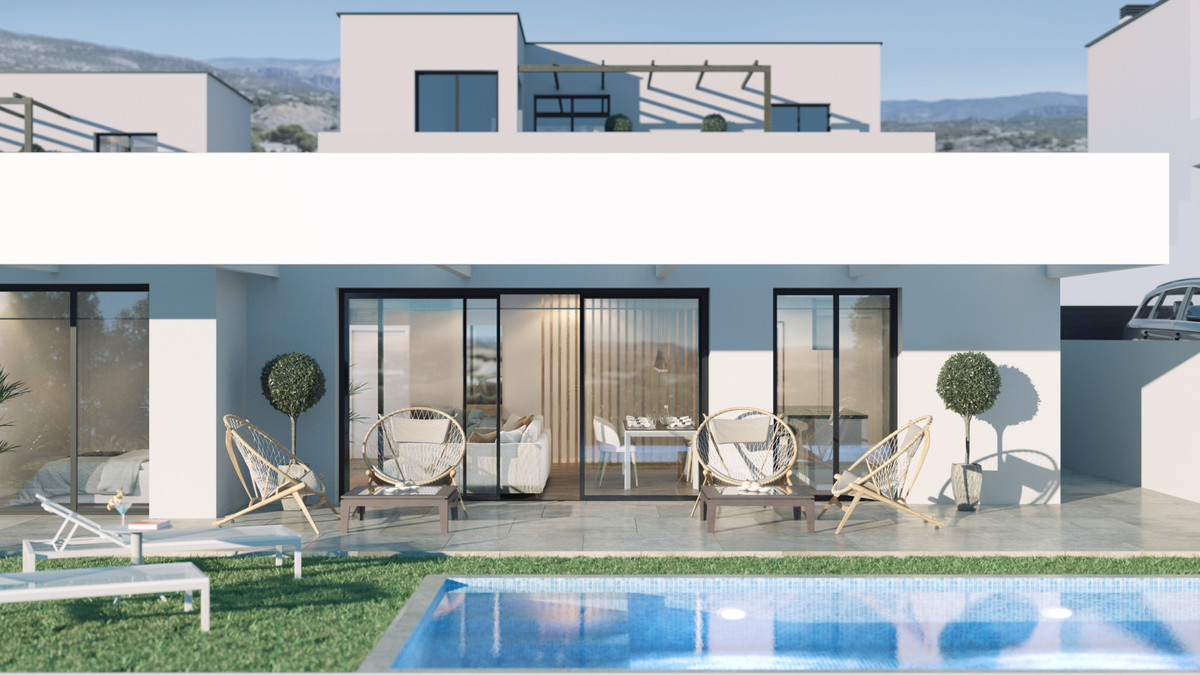 House - Detached Villa In Benidorm