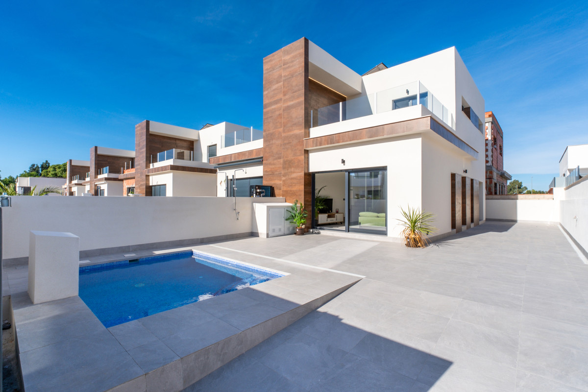House - Semi-detached House In Daya Nueva